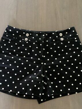 White House Black Market Black and White Polka Dot Shorts - sz 00